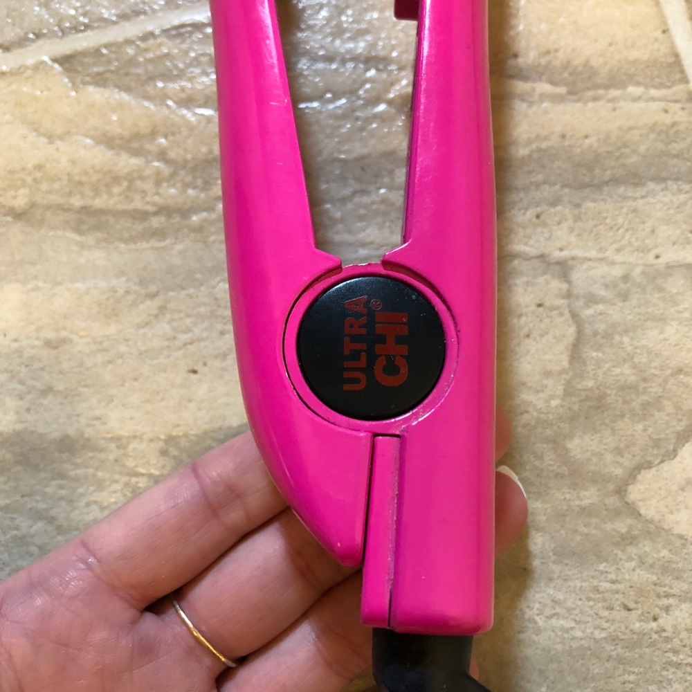 Professional Grade Chi Ultra flat iron